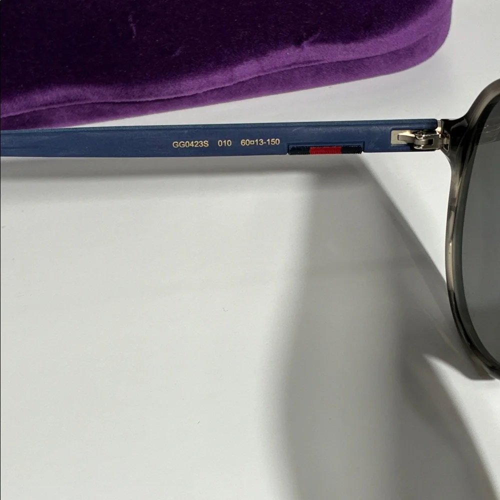 Gucci GG0423S 010 Pilot Sunglasses Gray/Black Blue Polarized 60mm New Authentic